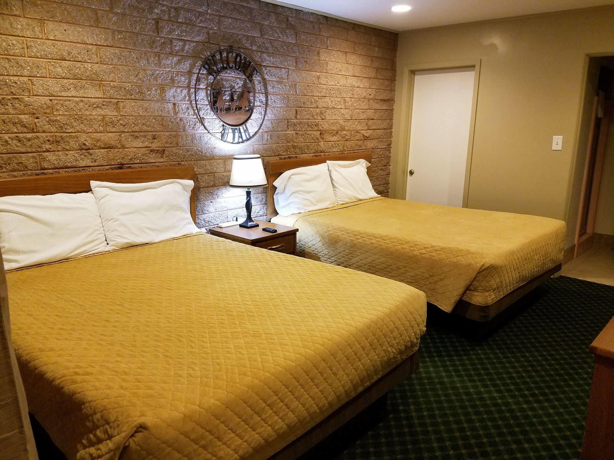 Canyon Lodge Motel Panguitch Exteriör bild